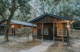 Melody Scale Cabin